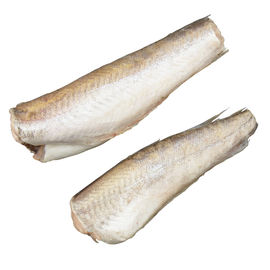 Минтай, также известный как путассу или аргентинская скумбрия, является одной из наиболее популярных рыб в кулинарии благодаря своему нежному мясу, богатому вкусу и доступной цене. Вот некоторая информация о рыбе минтай и ее пользе для потребителя:


	
	Описание:

	
		Рыба минтай имеет удлиненную форму тела с серебристо-серой окраской и характерными темными полосами на спине.
		Она произрастает в холодных водах Тихого и Северного Ледовитого океанов, особенно богата водами около побережья Аргентины и Чили.
		Мясо минтая имеет нежную текстуру, белый цвет и свежий, слегка сладковатый вкус.
	
	
	
	Польза для потребителя:

	
		Богатый источник питательных веществ: Рыба минтай содержит значительное количество белка, который является важным строительным материалом для тканей и мышц организма. Она также содержит полезные жирные кислоты Омега-3, которые способствуют здоровью сердца и мозга.
		Низкое содержание жира: Минтай отличается относительно низким содержанием жира, что делает его идеальным выбором для тех, кто следит за своим питанием и стремится к поддержанию здорового образа жизни.
		Богатый источник витаминов и минералов: Рыба минтай содержит витамины B12, D и селен, которые играют важную роль в поддержании здоровья костей, иммунной системы и нервной системы.
	
	


Рыба минтай является вкусным и полезным выбором для разнообразных блюд. Ее можно готовить на гриле, жарить, запекать или использовать в супах и рыбных блюдах. Попробуйте рыбу минтай, чтобы насладиться ее нежным вкусом и получить пользу для вашего здоровья.
В упаковке весом 1 килограмм находится 4 - 5 рыбок.
Продукт замороженный, хранить в морозильной камере не более чем 12 месяцев.